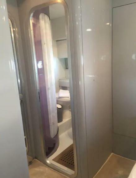 Beautiful And Magnific Yacht Hotel Lisboa Екстериор снимка